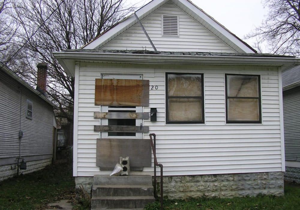 More than 8,000 vacant or abandoned houses are scattered across Louisville. (w.marsh/Flickr)