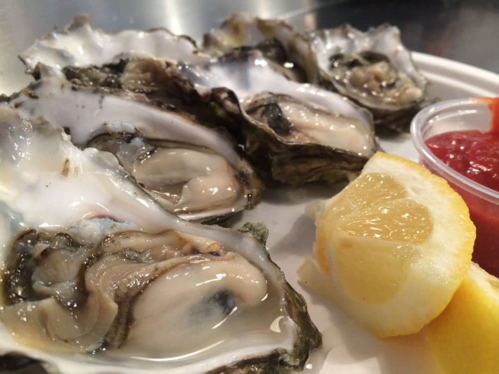 If you order oysters at a restaurant, how do you know they're fresh? Here &amp; Now's Peter O'Dowd finds out. (Jeremy Keith/Flickr)