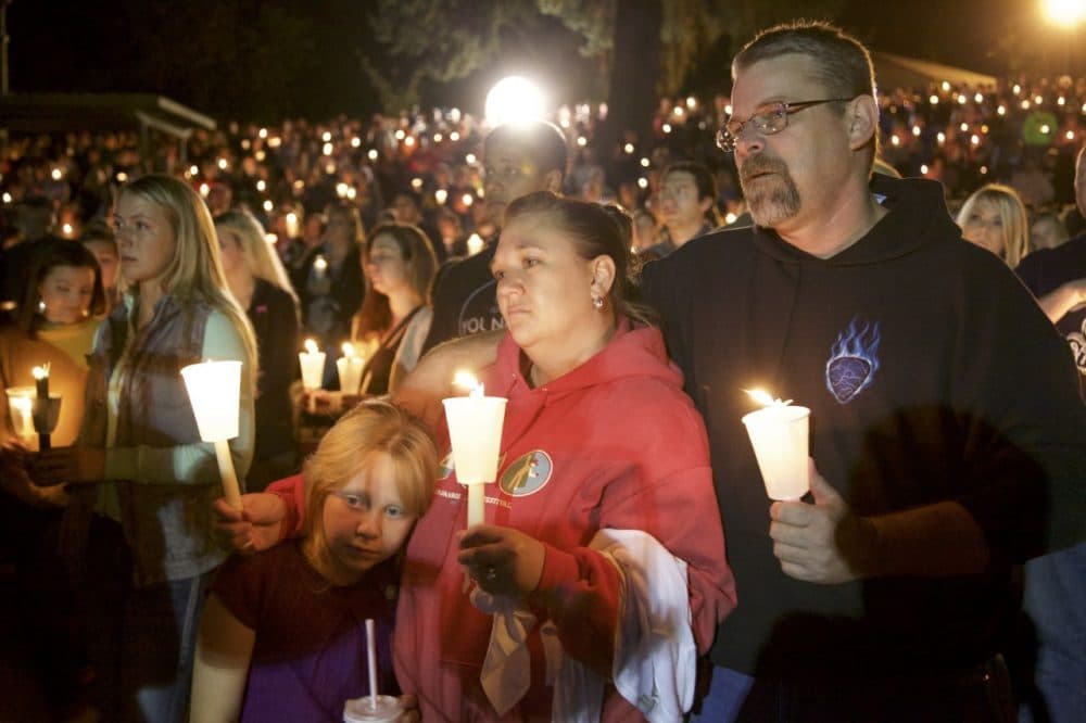 Denizens of Roseburg gather at a candlelight vigil for the victims of a shooting October 1, 2015 in Roseburg, Oregon. Following a mass shooting in Australia, the government there radically overhauled its gun laws. (Michael Lloyd/Getty Images)