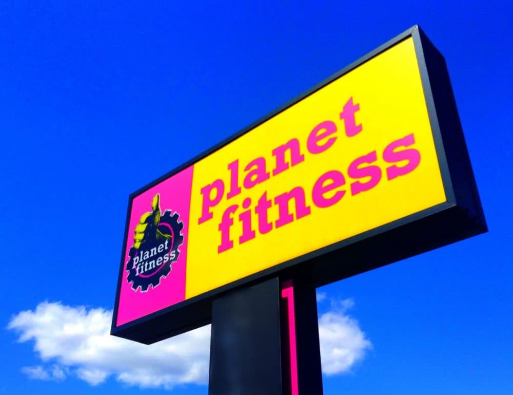 Planet Fitness sign outside one of its 1000 locations. (Mike Mozart/Flickr)