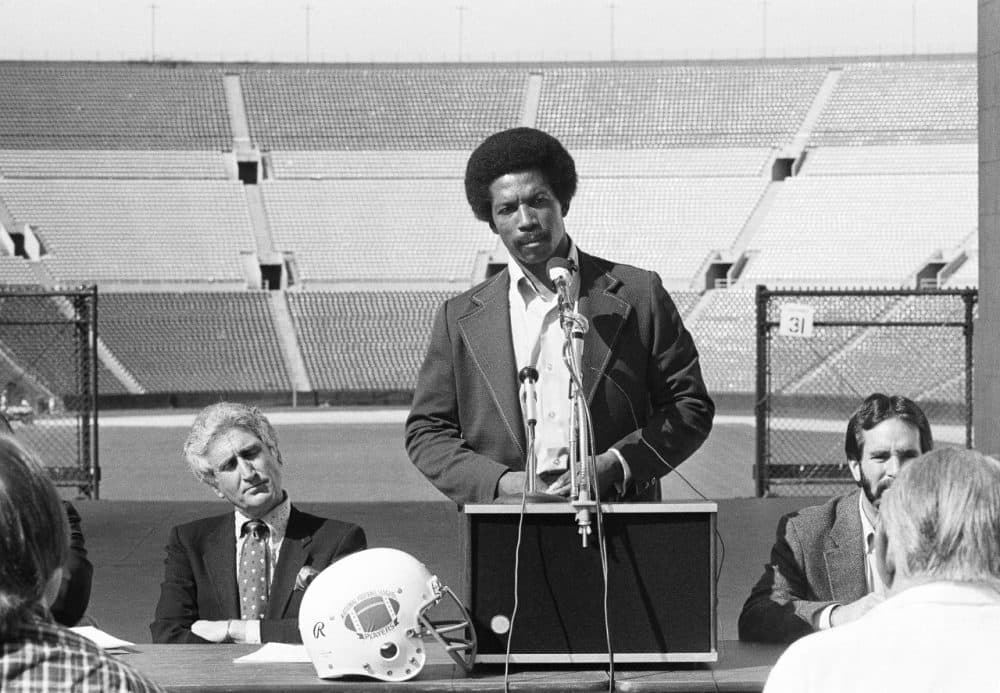 Retiring in the early 70s, Kermit Alexander played for the San Francisco 49ers, the Los Angeles Rams and the Philadelphia Eagles. (AP Photo/Reed Saxon)