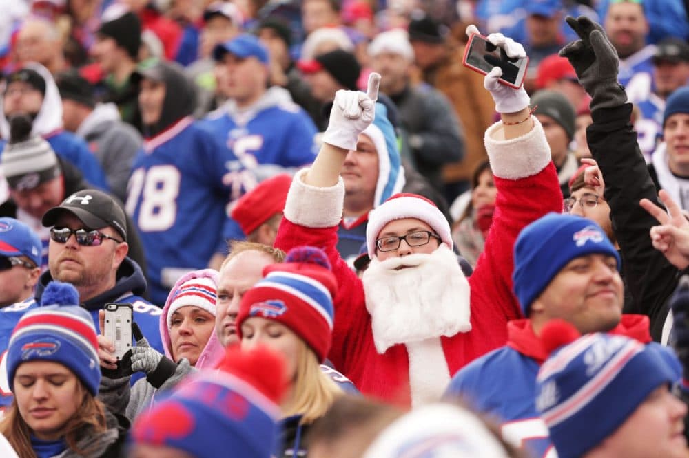 Santa roots for Buffalo.  (Brett Carlsen/Getty Images)
