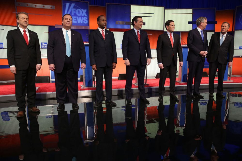 From left: Republican presidential candidates Sen. Rand Paul (R-KY), New Jersey Gov, Chris Christie, Ben Carson, Sen. Ted Cruz (R-TX), Sen. Marco Rubio (R-FL), Jeb Bush and Ohio Gov. John Kasich pose for photographers prior to the Fox News - Google GOP Debate January 28, 2016 at the Iowa Events Center in Des Moines, Iowa. Donald Trump, who is leading most polls in the state, decided not to participate in the debate. (Alex Wong/Getty Images)