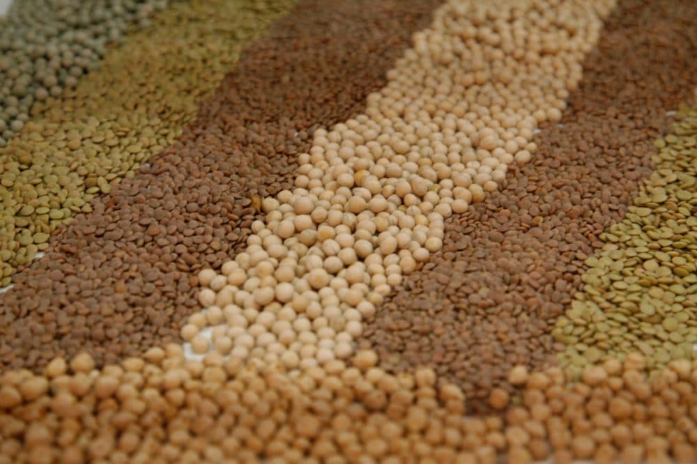  (AP Photo/Hermann J. Knippertz)


---  Lentils and beans are pictured on a stand of the food fair Anuga in Cologne, Germany, on Wednesday, Oct. 14, 2009. (AP Photo/Hermann J. Knippertz)