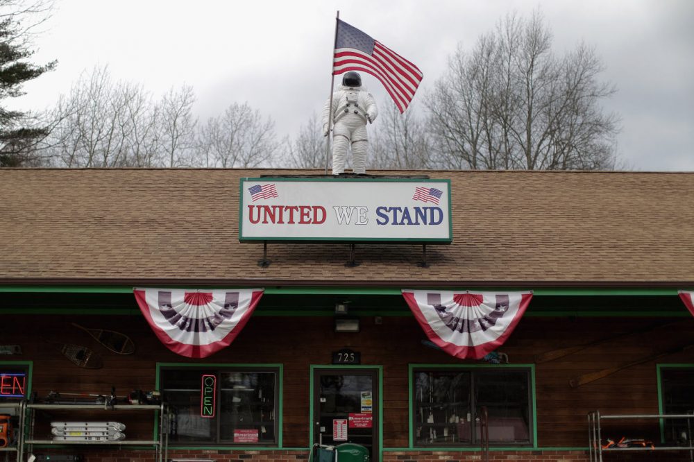 The statue of an astronaut stands on the roof of the Quick Cash Trading Center Feburary 1, 2015 in Rochester, New Hampshire. With the completion of the Iowa caucuses, attention is quickly turning to the Granite State for the New Hampshire &quot;First In The Nation&quot; presidential primary on Feburary 9. United States astronauts Alan Shepard and Christa McAuliffe are natives of New Hampshire.  (Chip Somodevilla/Getty Images)