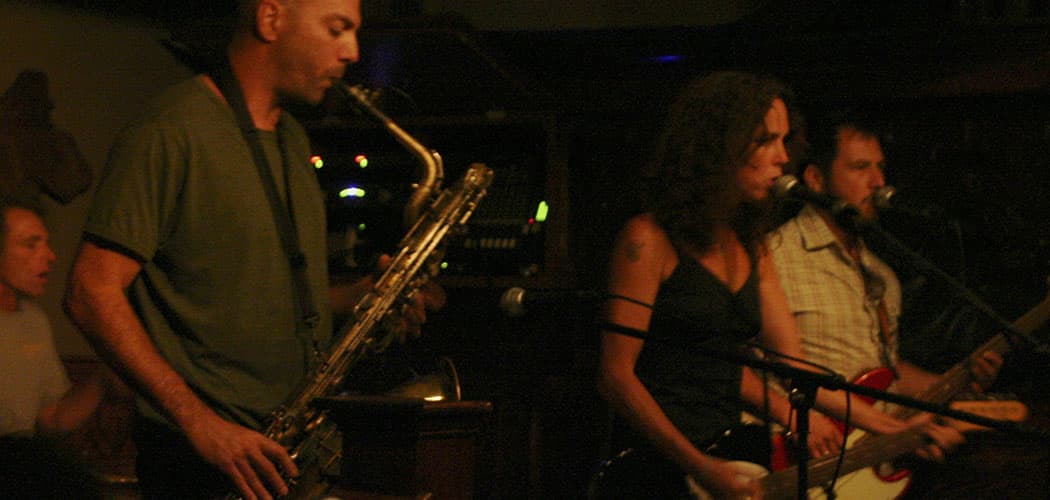Twineman performs at Atwood’s Tavern in 2006. (Courtesy of Tom Baran)