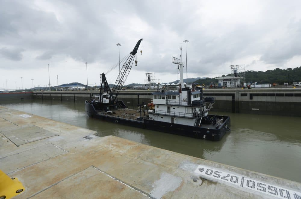 Panama Canal Authority crane ship Oceanus, navigates the Cocoli locks during a test of the newly expanded Panama Canal locks on Pacific side, in Cocoli, Panama, Monday, June 20, 2016. (Arnulfo Franco/AP)