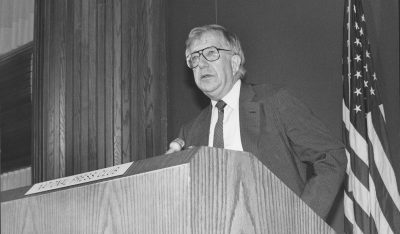 Al Shanker addresses the National Press Club in 1988. (American Federation of Teachers Papers, Walter P. Reuther Library, Wayne State University.)