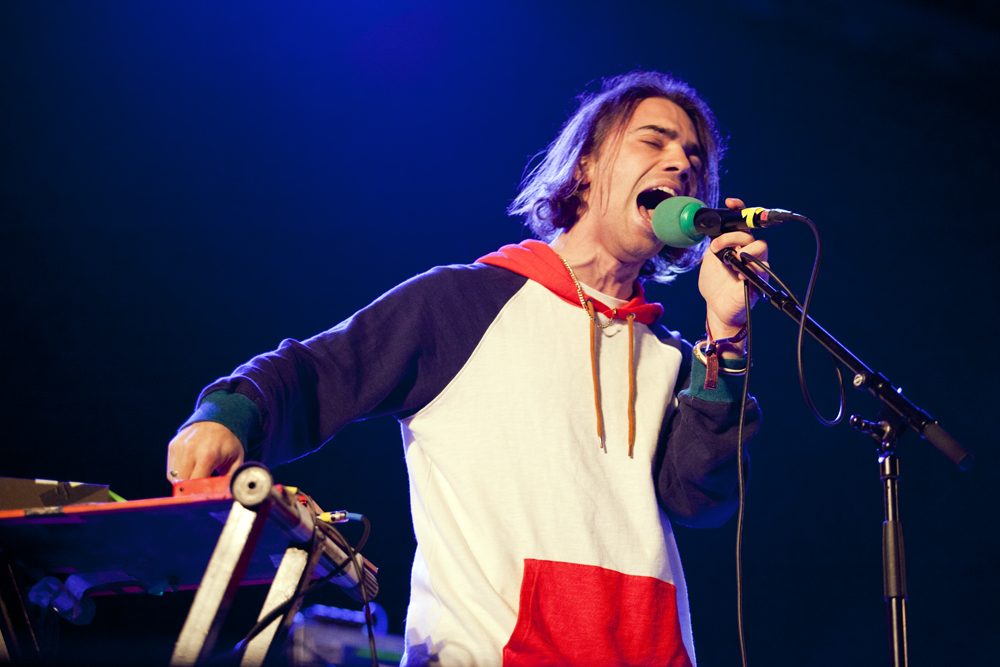 Lead singer Gabriel Winterfield performs on stage with Jagwar Ma in 2014. (scannerFM/Flickr)