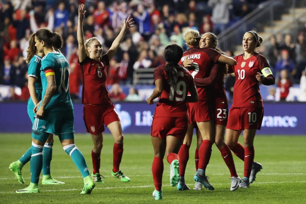 The U.S. women's national soccer team has agreed to terms on a new collective bargaining agreement with U.S. Soccer.
 (Dominick Reuter/AFP/Getty Images)