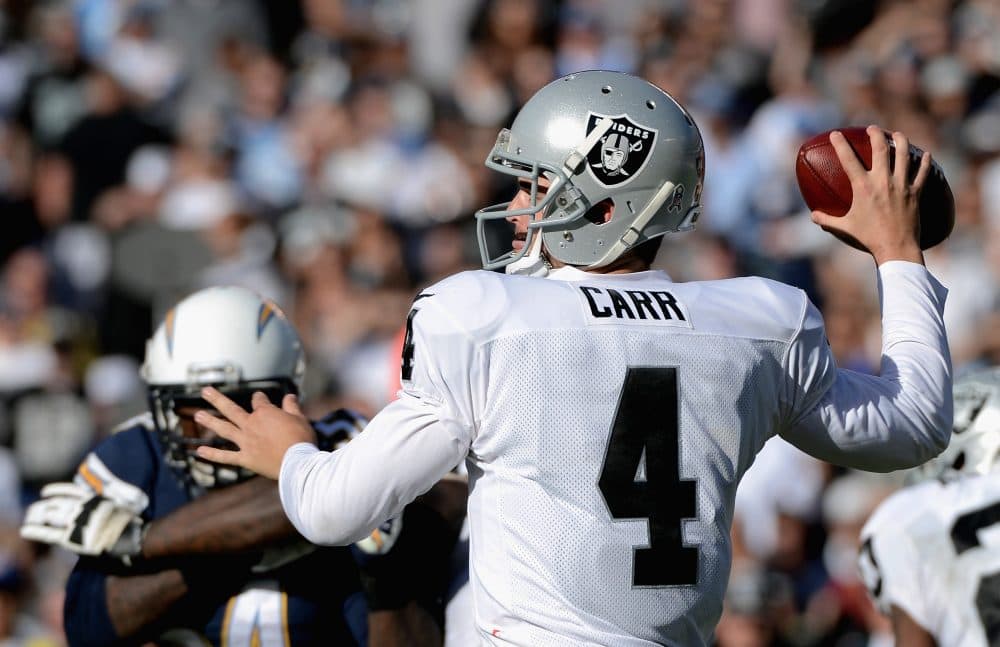 Raiders quarterback Derek Carr expects fans in Oakland to stick with the team. (Donald Miralle/Getty Images)