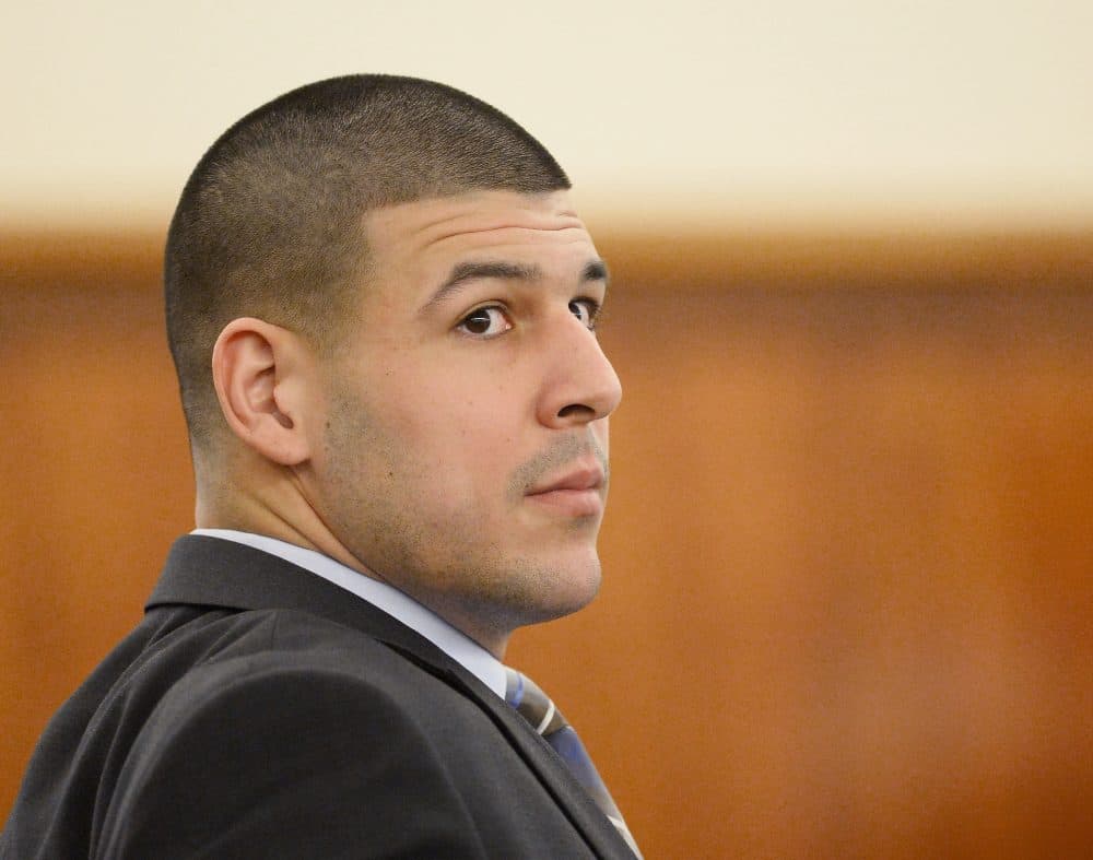 Former New England Patriots football player Aaron Hernandez looks toward the gallery during his 2015 murder trial. (CJ Gunther/AP)