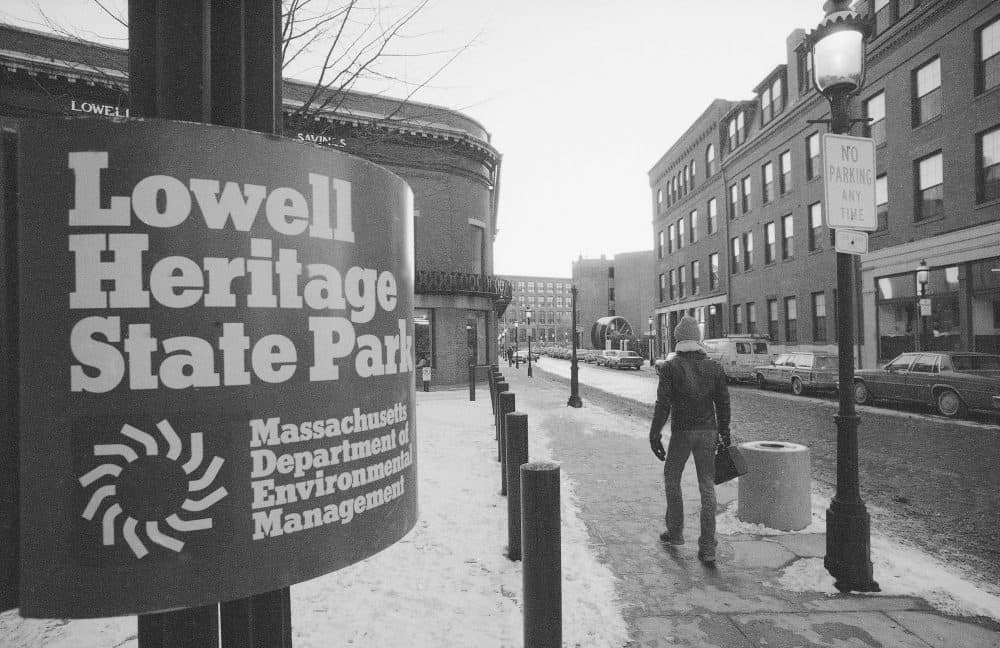 A section of downtown Lowell on Jan. 25, 1985 (Sean Kardon/AP)