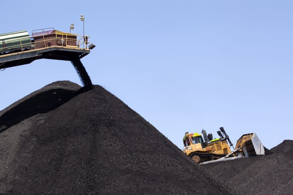 Coal stockpiles at the Kayenta coal mine, in Kayenta, Ariz. (Peabody Energy via Wikimedia Commons)