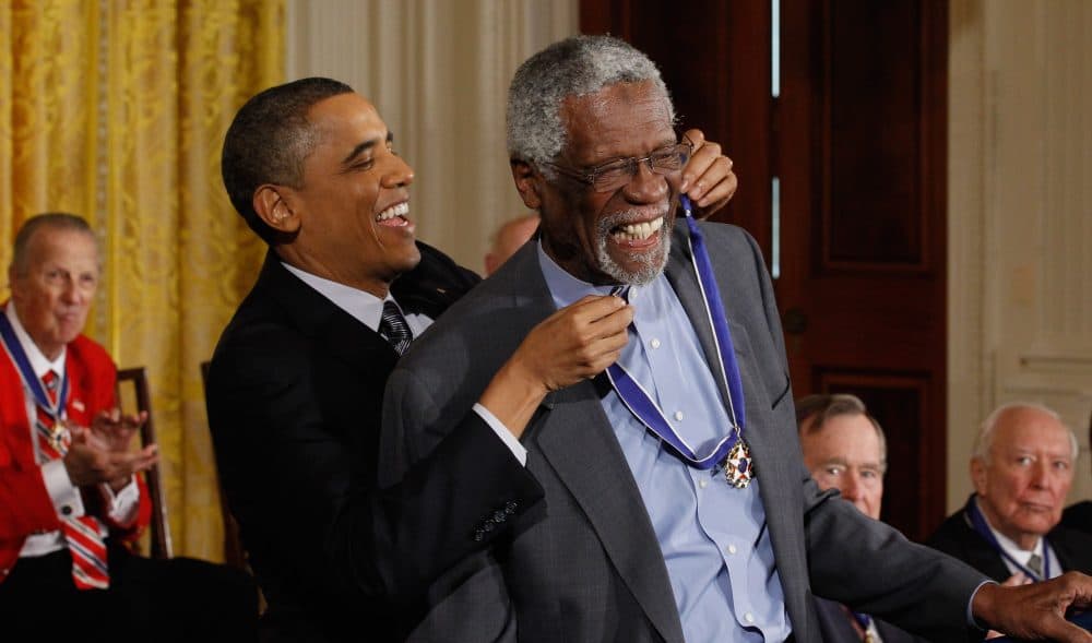 Former U.S. President Barack Obama presents Basketball Hall of Famer and human rights advocate Bill Russell the 2010 Medal of Freedom. (Chip Somodevilla/Getty Images)