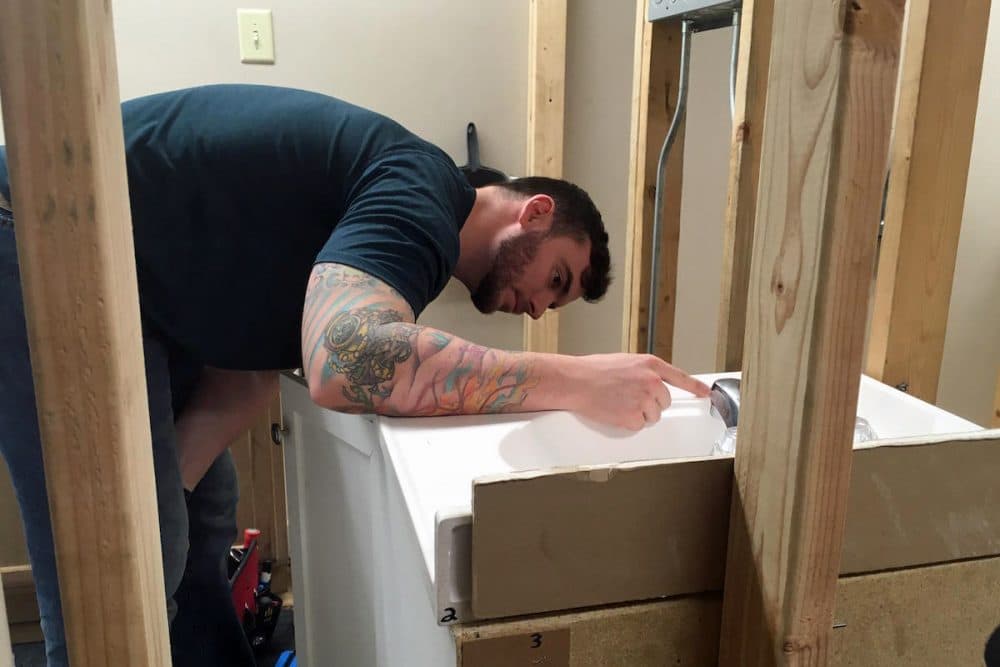 Markus Burns spent six years in the infantry and is training to become a plumber. (Blake Farmer/Nashville Public Radio)