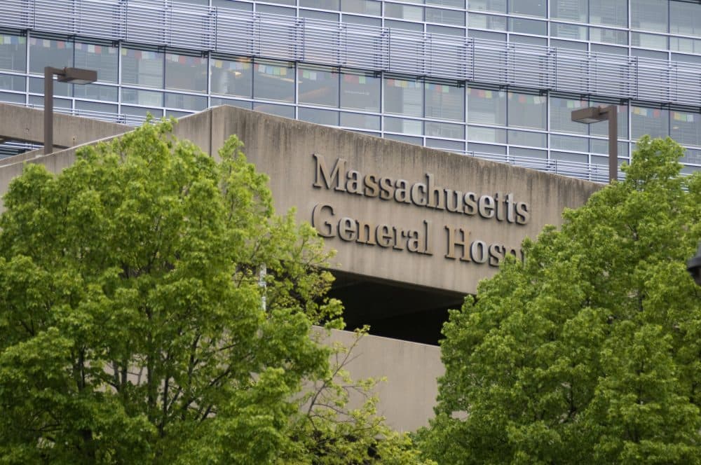 A sign for Massachusetts General Hospital adorns the parking garage at the hospital in 2008 in Boston. (Jodi Hilton/Getty Images)