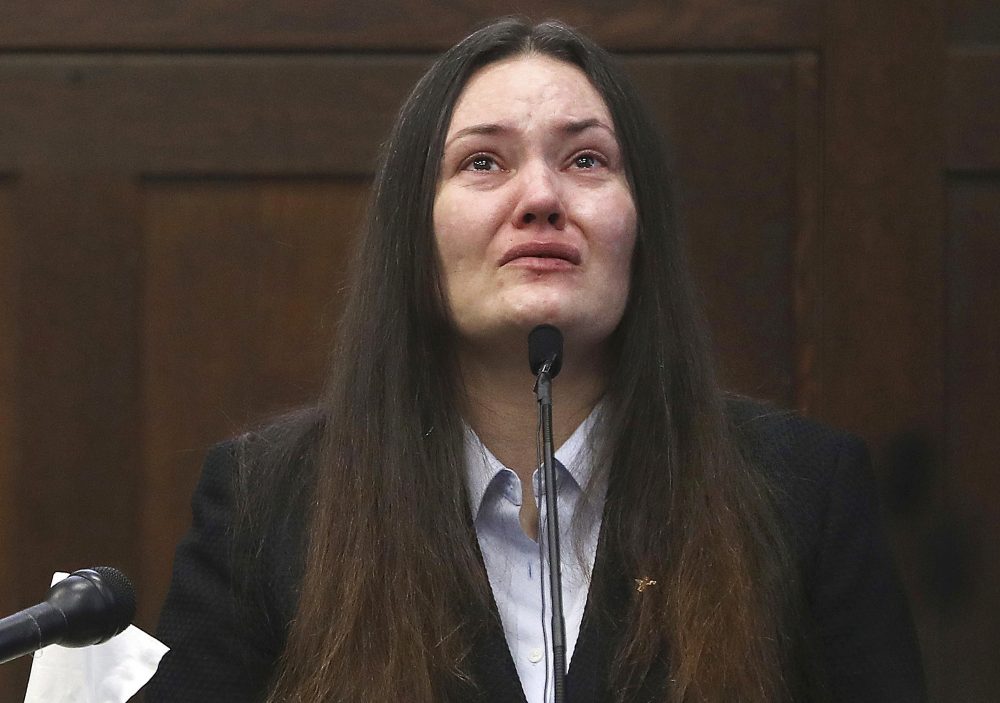 Rachelle Bond testifies in Suffolk Superior Court in Boston in the case of her former boyfriend, Michael McCarthy, who later was convicted of killing Bond's 2-year-old daughter. (Pat Greenhouse/The Boston Globe via AP)