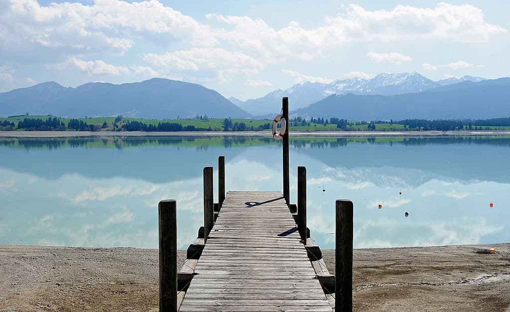 A closed jetty is seen at lake Forggensee on April 25, 2013 near Fuessen, Germany. (Lennart Preiss/Getty Images)