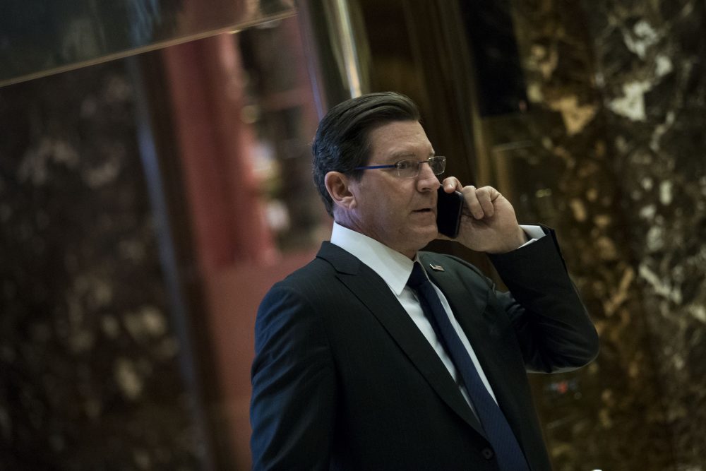 Fox News television personality Eric Bolling arrives at Trump Tower, Nov. 16, 2016, in New York City. (Drew Angerer/Getty Images)