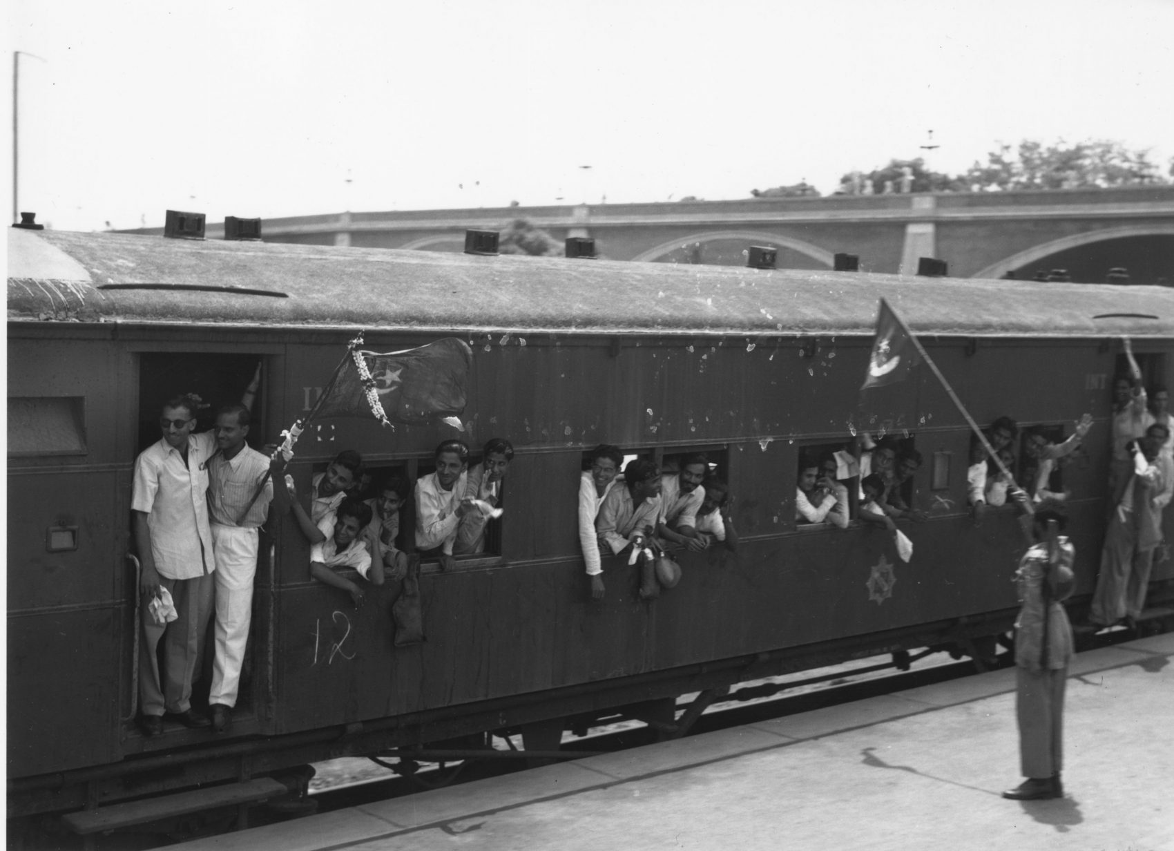 One of 30 special trains leaving New Delhi Station takes the staff of the Pakistan government to Karachi. Six hundred Delhi Muslims were relocated to Pakistan following the partition of India and Pakistan in 1947. (Keystone Features/Getty Images)
