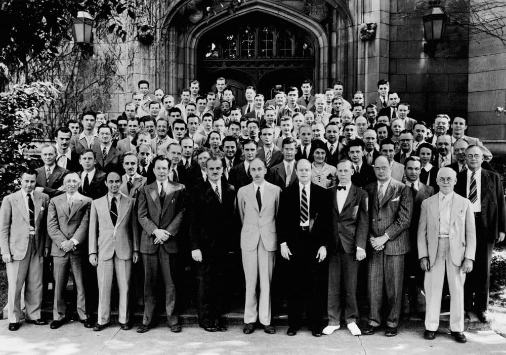 A reunion of atomic scientists in 1952 on the 10th anniversary of the first controlled nuclear fission chain reaction, Dec. 2, 1942, at the University of Chicago. (Courtesy University of Chicago Photographic Archive)