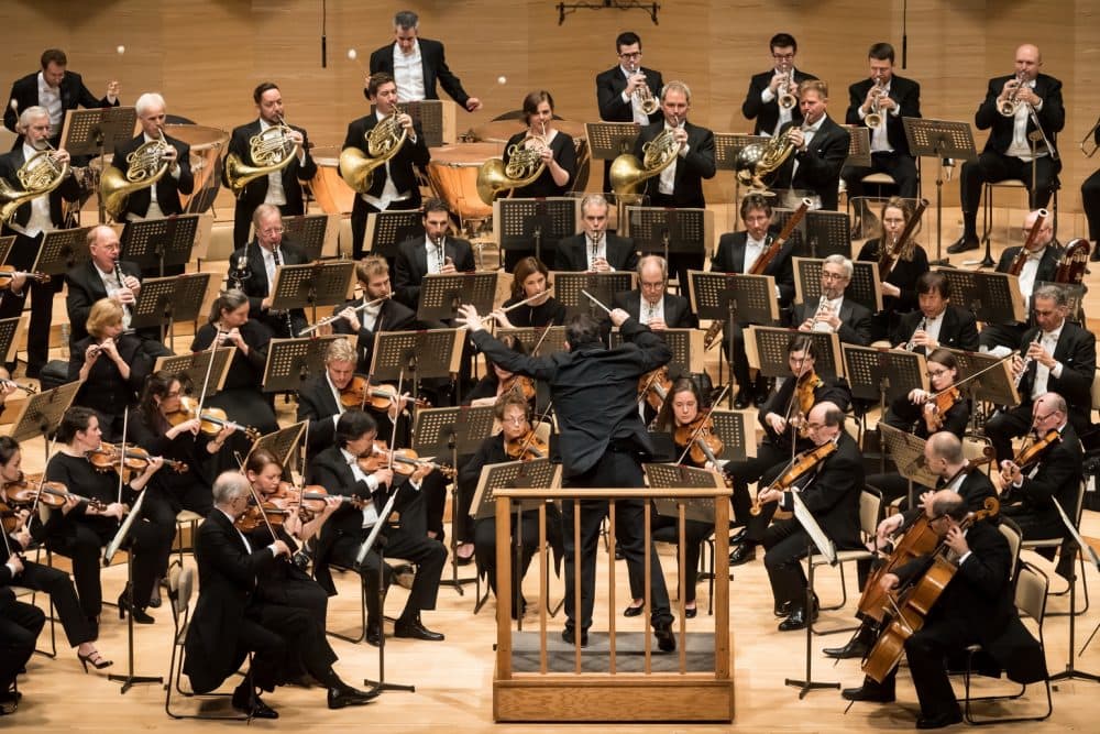 The Boston Symphony Orchestra performing at Suntory Hall in Tokyo. (Courtesy Suntory Hall)