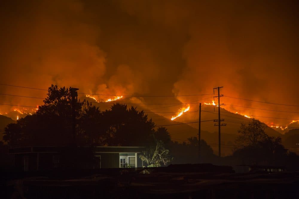 The growing Thomas Fire advances toward Santa Barbara County seaside communities on Dec. 10, 2017 in Carpinteria, Calif. (David McNew/Getty Images)