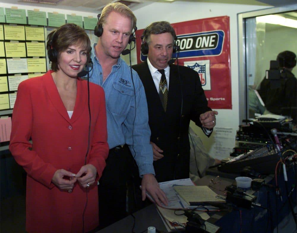 Lesley Vissor, left, joins Boomer Esiason, center, and Howard David in the CBS radio booth at Texas Stadium, Monday, Oct. 15, 2001, for Monday Night Football in a game with the Washington Redskins and Dallas Cowboys. (AP Photo/Donna McWilliam)