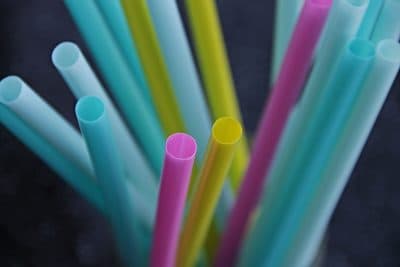 Americans discaThe demand for paper straws has risen as cities and companies like Los Angeles and Starbucks have stopped using plastic straws. (manfredrichter/Pixabay)rd approximately 500 million plastic straws every day. (manfredrichter/Pixabay)