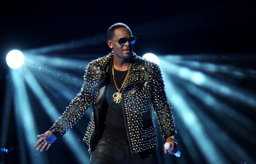 R. Kelly performs at the BET Awards at the Nokia Theatre on Sunday, June 30, 2013, in Los Angeles. (Frank Micelotta/Invision/AP)