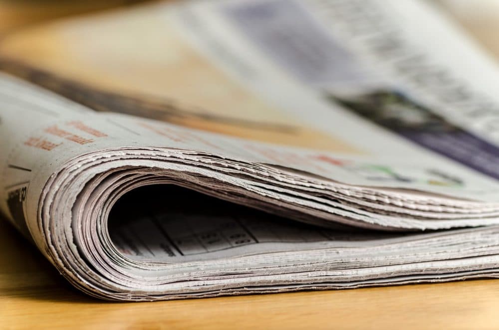 A team of economists is suggesting that when newspapers close, taxpayers lose. (Andrys/Pixabay)