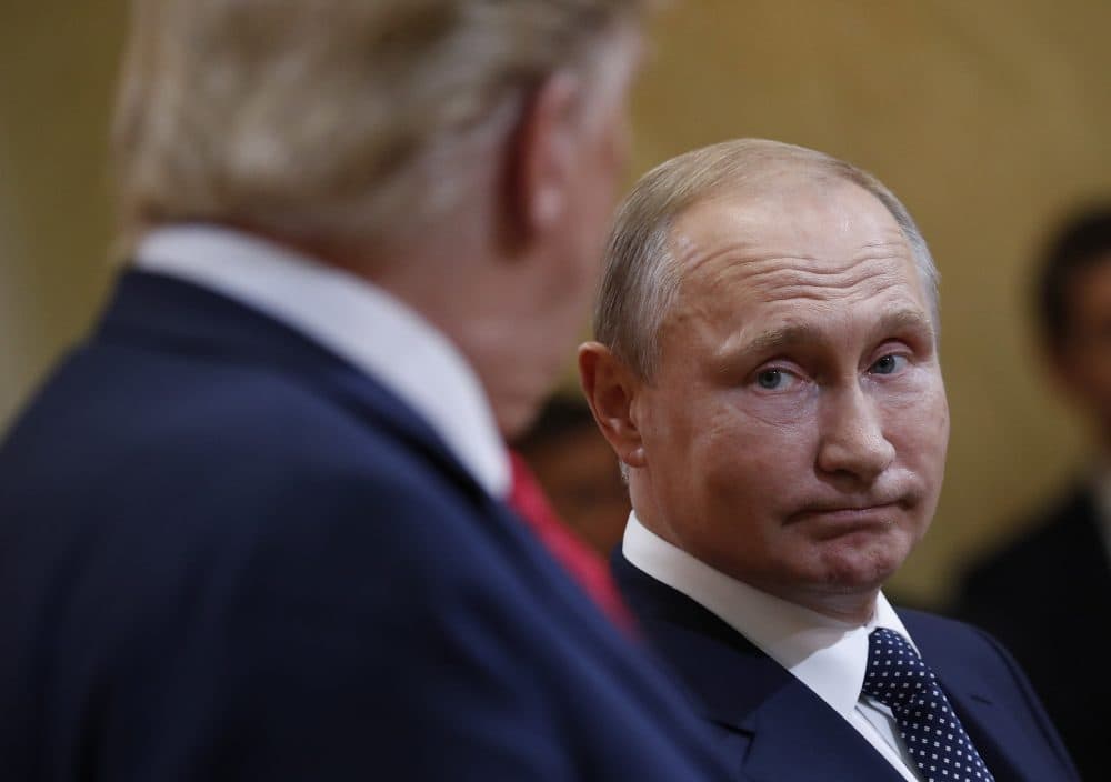 U.S. President Donald Trump, left, and Russian President Vladimir Putin, right, during their joint news conference at the Presidential Palace in Helsinki, Finland, Monday, July 16, 2018. (Pablo Martinez Monsivais/AP)