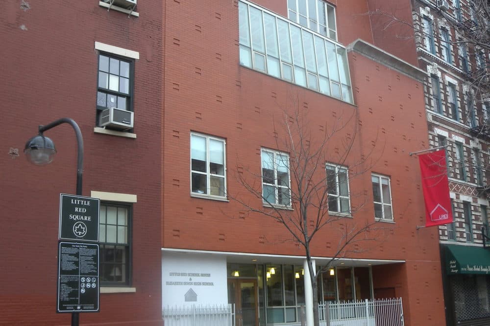 Little Red School House and Elisabeth Irwin High School in Manhattan. (Jim.henderson/Wikimedia Commons)