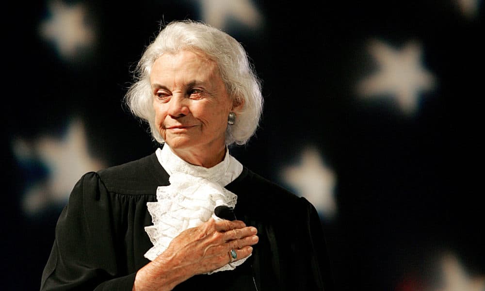 U.S. Supreme Court Justice Sandra Day O'Connor pledges alligence to the flag Saturday, Sept. 17, 2005. (Matt York/AP)