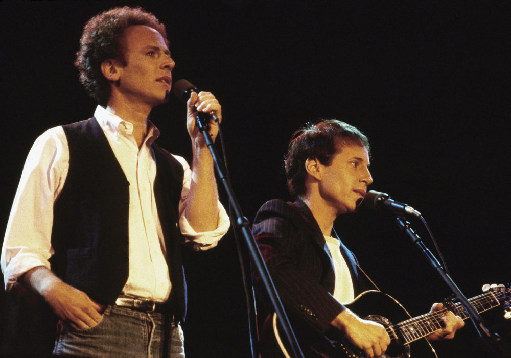 Art Garfunkel, left, and Paul Simon serenade an audience estimated close to one-half million in New York's Central Park at a free concert Sept. 19, 1981. (Nancy Kaye/AP)