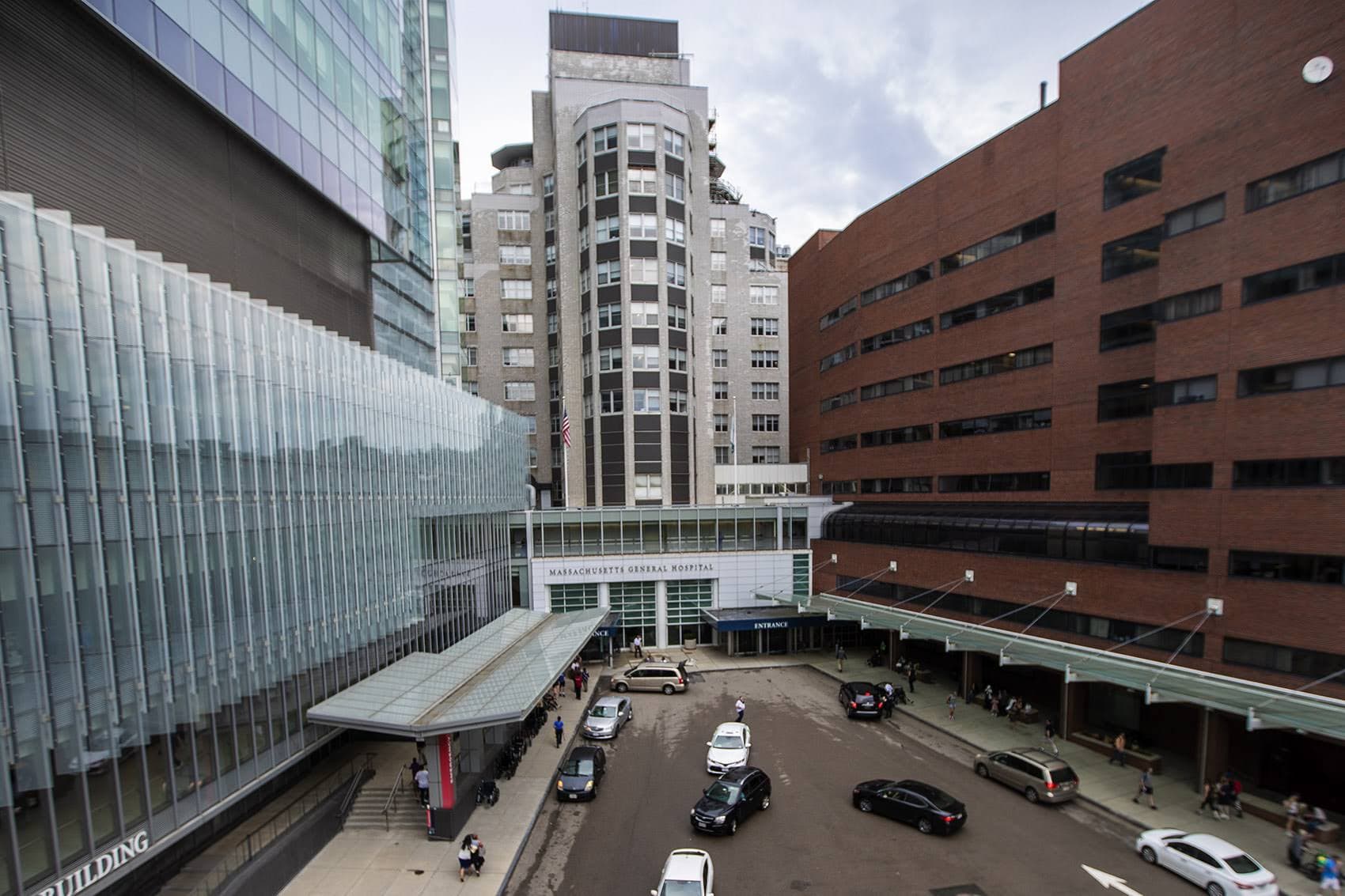 Massachusetts General Hospital. (Jesse Costa/WBUR)