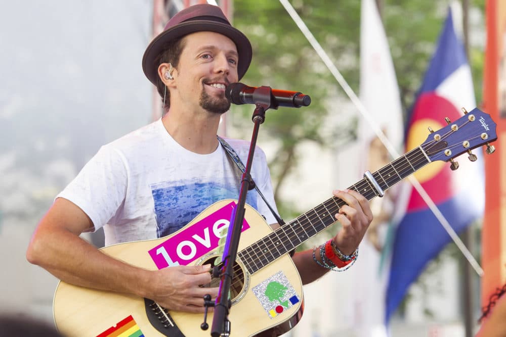 Jason Mraz performs on NBC's &quot;Today&quot; show in 2018. (Charles Sykes/Invision/AP)