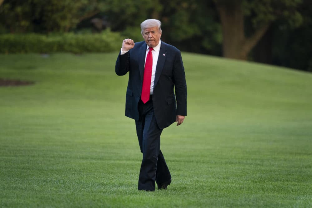 U.S. President Donald Trump walks to the White House residence after exiting Marine One on the South Lawn on June 25, 2020 in Washington, DC. (Drew Angerer/Getty Images)