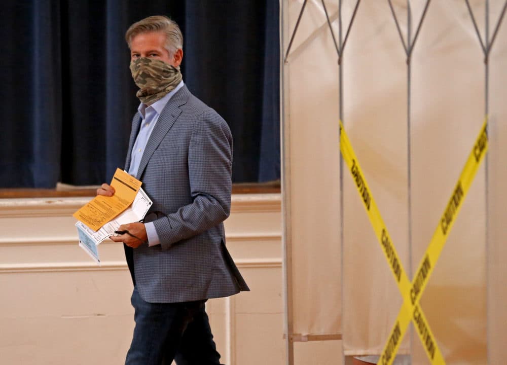Kevin O'Connor casts his vote at the Dover Town Hall on Aug. 26. (Matt Stone/ MediaNews Group/Boston Herald via GettyImages)