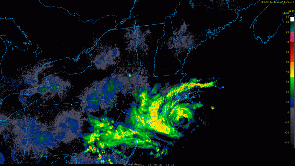 Tropical Storm Henri heads for the Rhode Island coastline Sunday morning. (Courtesy COD Weather)