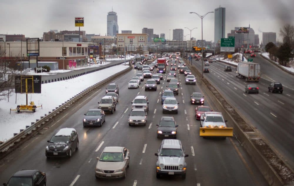 Commuters on I-93 South in February 2019. (Robin Lubbock/WBUR)