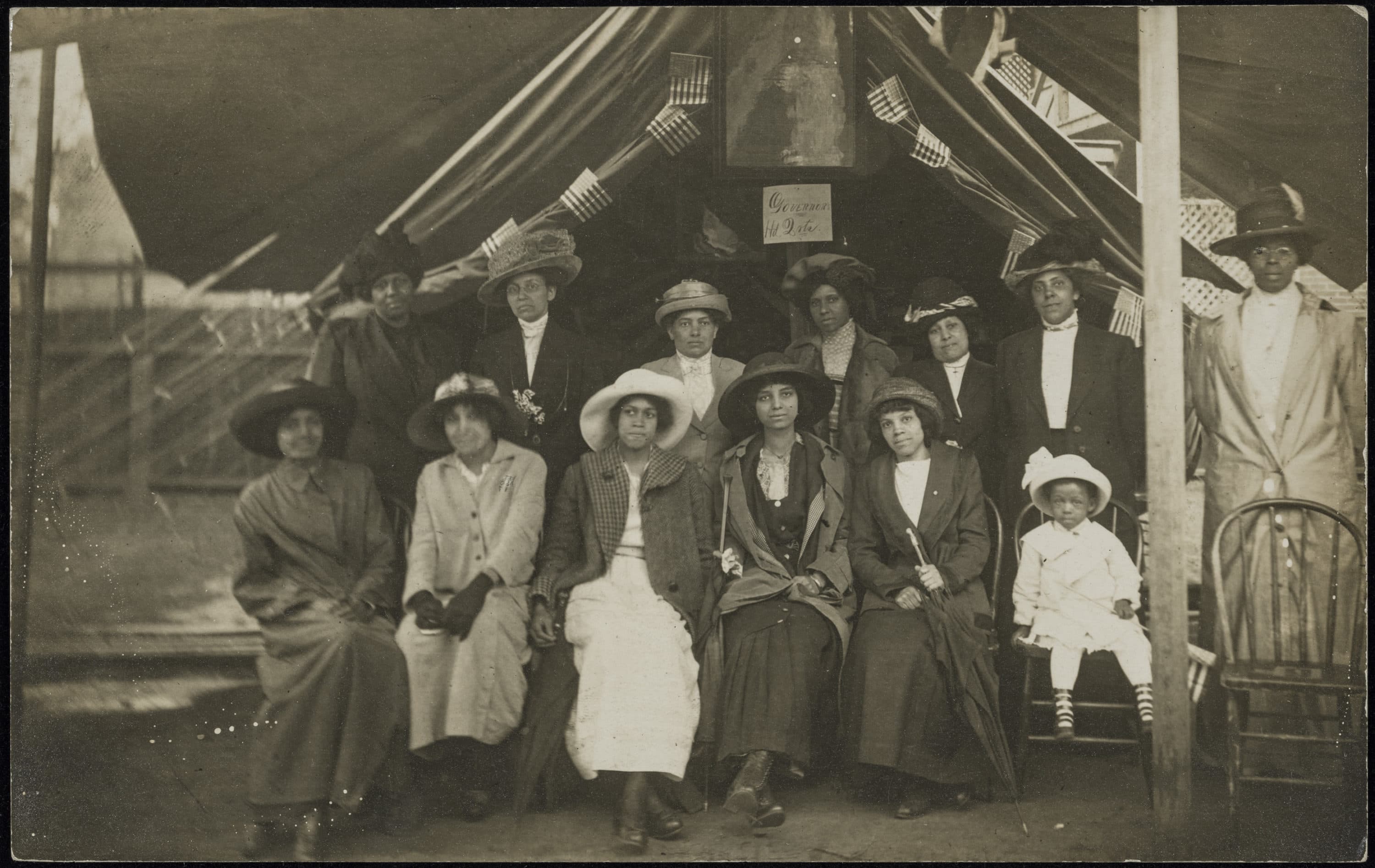 Suffragists photographed for a postcard circa 1912. (Courtesy Museum of Fine Arts, Boston/Leonard A. Lauder Postcard Archive)