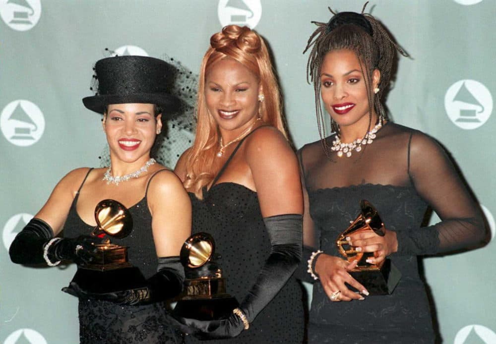 Salt N Pepa pose with their Grammys for Best Rap Performance by a Group 01 March at the 37th Annual Grammy Awards in Los Angeles. (Philippe Aimar/AFP via Getty Images)