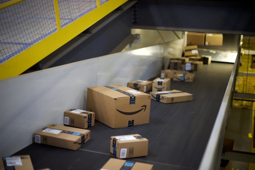 Boxes travel on conveyor belts at the Amazon Fulfillment Center in Robbinsville, New Jersey. (Mark Makela/Getty Images)
