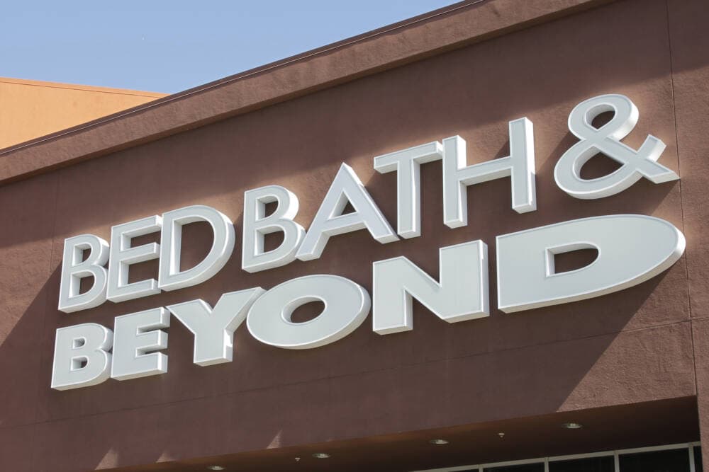 A Bed Bath & Beyond sign is shown. (Paul Sakuma/AP)