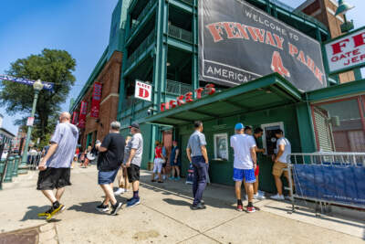 Baseball fans at Fenway Park line up to purchase tickets for a Red Sox game. (Jesse Costa/WBUR)