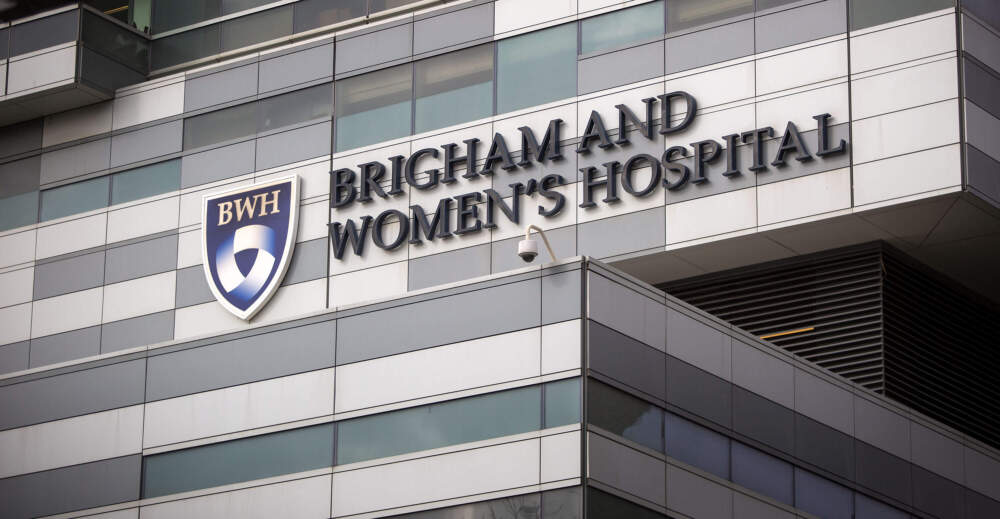 数十名女性在集体诉讼中指控前布里格姆医生性侵