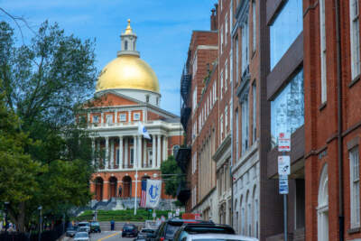 The Massachusetts state capitol in the Beacon Hill neighborhood of Boston. (Sergi Reboredo/VW Pics/Universal Images Group via Getty Images)