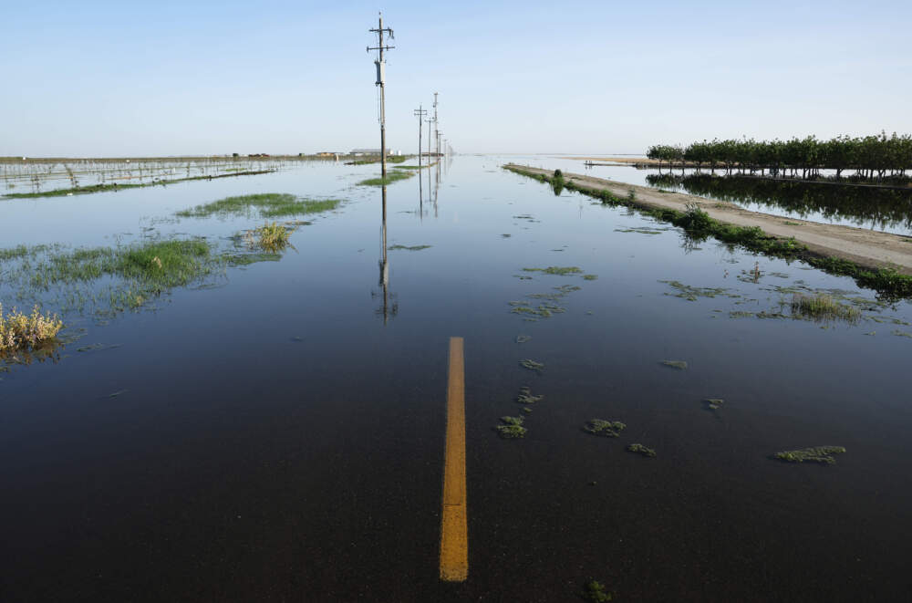 Floodwaters inundate farmland in the reemerging Tulare Lake, in California’s Central Valley, on April 26, 2023 in Corcoran, California. (Mario Tama/Getty Images)